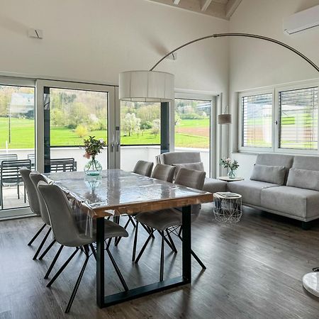 Wunderschoene Helle Wohnung Mit Grosser Dachterrasse Gottmadingen Exterior foto