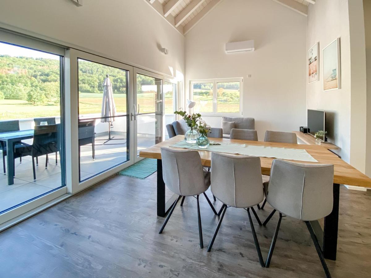 Wunderschoene Helle Wohnung Mit Grosser Dachterrasse Gottmadingen Exterior foto