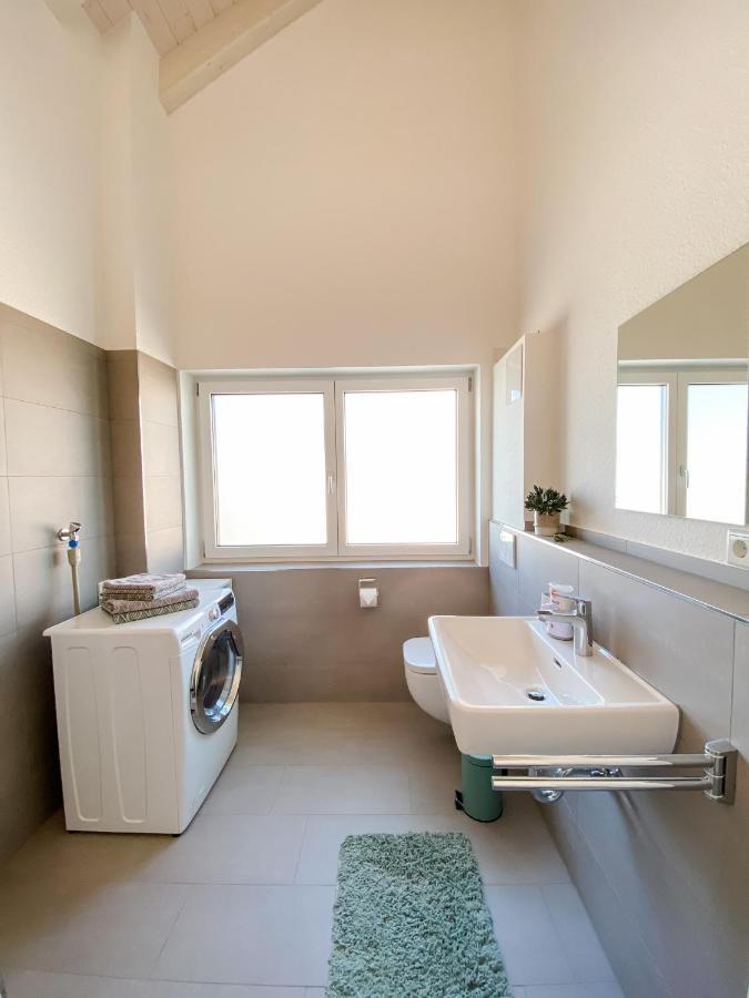 Wunderschoene Helle Wohnung Mit Grosser Dachterrasse Gottmadingen Exterior foto